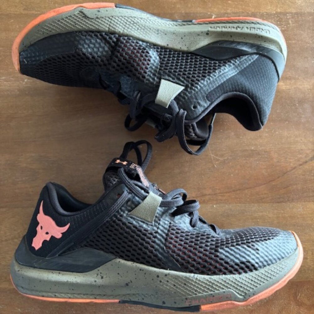 Under Armour Men's Sz 8.5M/10W Project Rock Red‎ X UFC BSR2 Athletic Shoes GUC